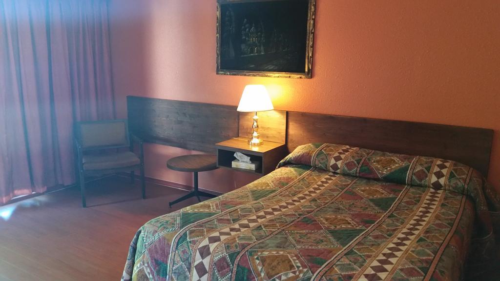 Timberlodge Rv & Campground Port Alberni Room photo