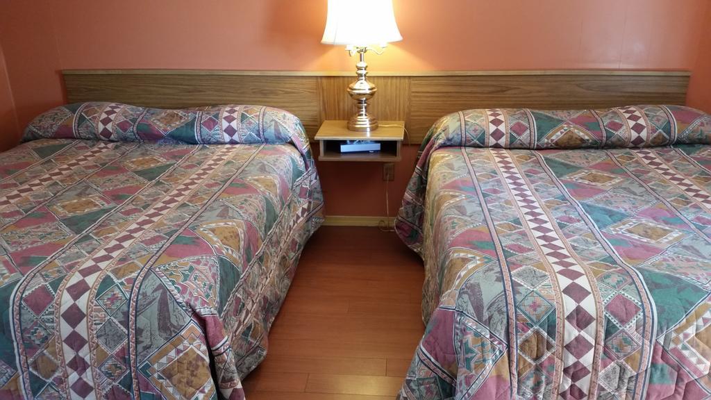 Timberlodge Rv & Campground Port Alberni Room photo