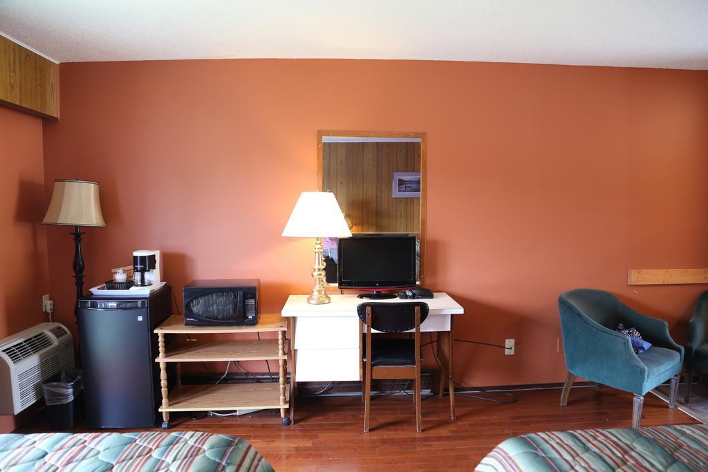 Timberlodge Rv & Campground Port Alberni Exterior photo